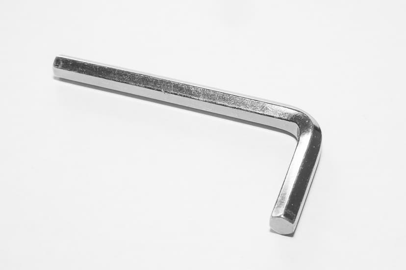 SMS for Tradespeople: Plumbers, Electricians, and Locksmiths — The Missing Service Tool